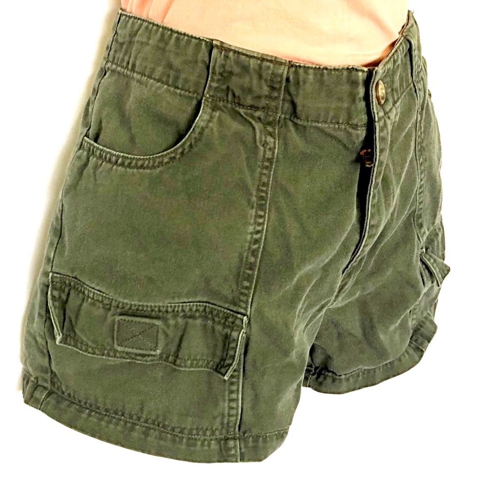 CHINO Army Green Khaki Shorts